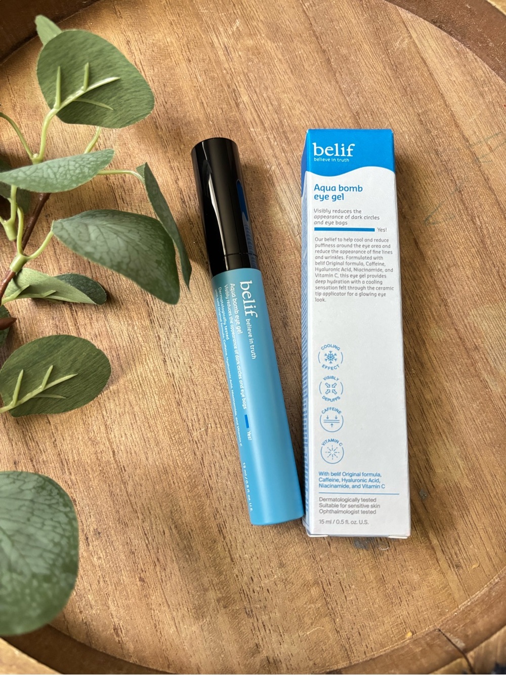 belif 
Aqua Bomb Depuffing Eye Gel with Caffeine + Hyaluronic Acid